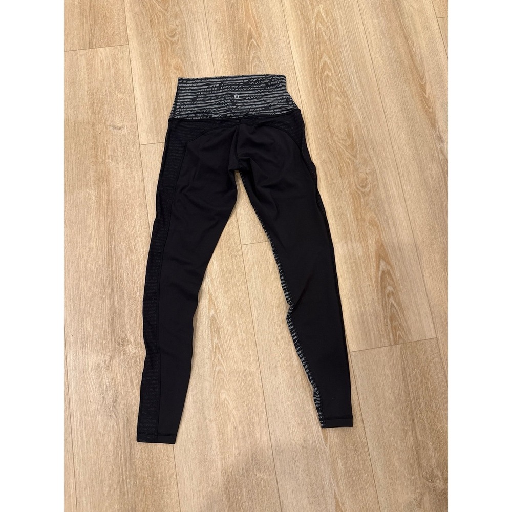 Lululemon Leggings Mesh Panel Zebra Print Black Grey Size 8 30 Inseam